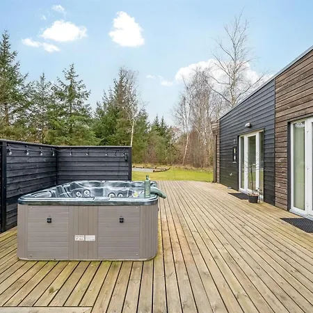 Tenna - 250m To The Fjord By Interhome